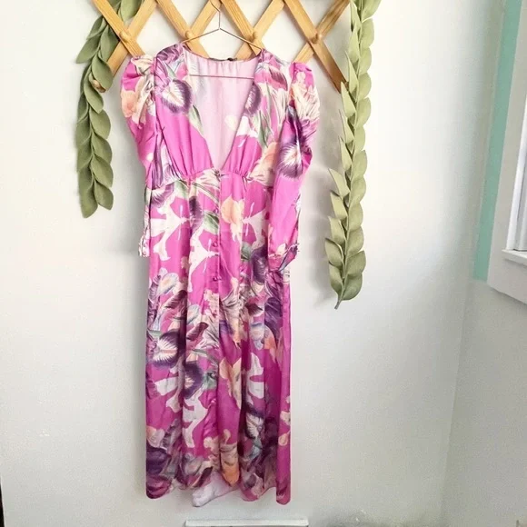 PatBO Grace Floral Puff Sleeve Midi Dress